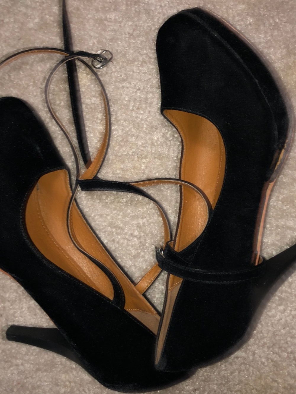 WW well worn Women’s black suede heels